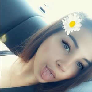 Meet your Posher, Mackenzie